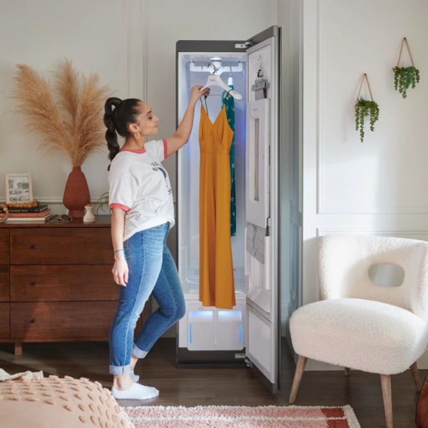 LG Styler, Styler Steam closet