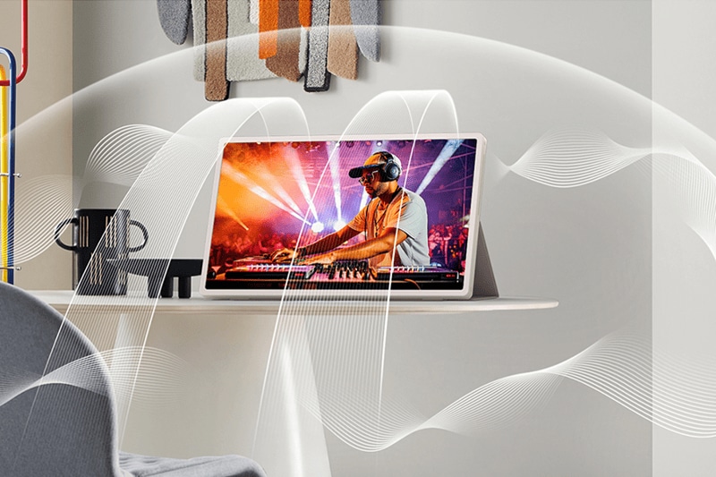 StanbyME 2 27 Inch Rollable Smart Touch Screen with 4hr Battery