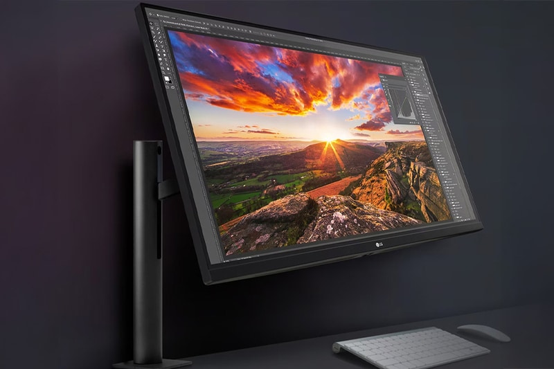 31.5” Ergo IPS UHD 4K UltraFine Monitor | 32BN88U-B | LG