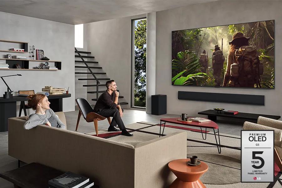 PREMIUM
OLED
G5
5
YEAR
LIMITED
PANEL WARRANTY
LG