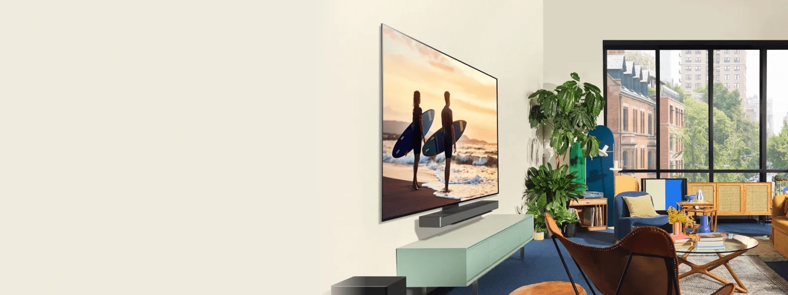 OLED, Soundbar - living room setting