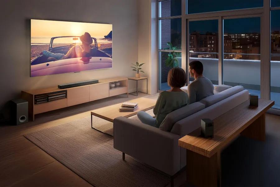 100QNED84BU LG QNED TV with sharp colorful display and Soundbar in modern living room lifestyle setup