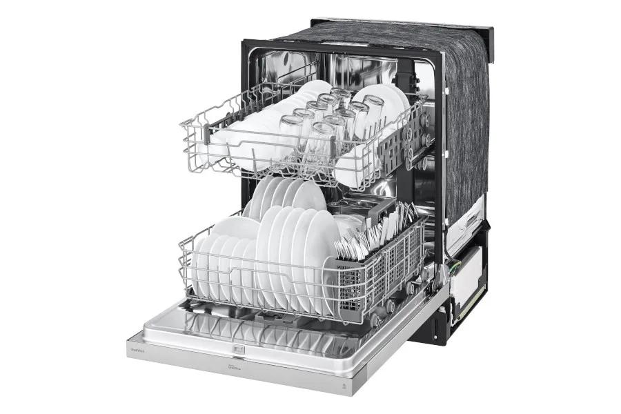 Make cleanup easy with this spacious dishwasher