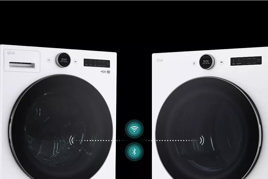 7.4 cu. ft. Smart Front Load Gas Dryer DLGX5501W LG USA