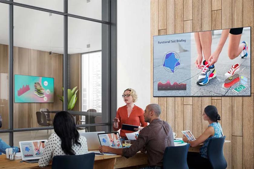 UHD Digital Signage