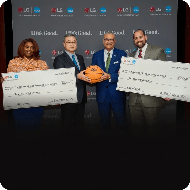 A photo from the 2025 NCAA Final Four shows LG executives presenting universities with checks for 10000 dollars.