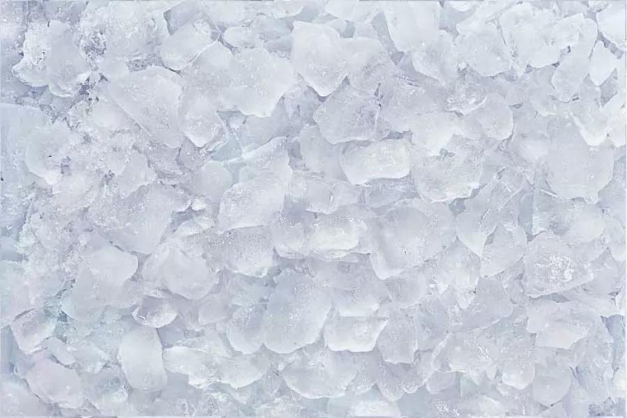 Bite sized Crushed Ice