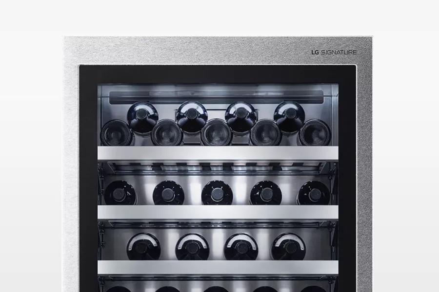 The screen turns clear when the red button on the center is slid to the left