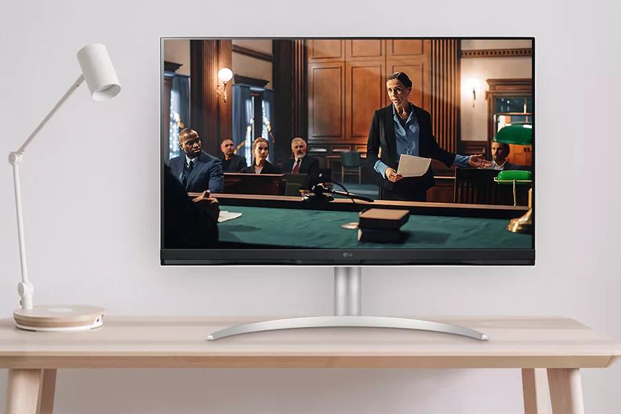 【完動・美品】LG Smart Monitor 32インチ｜32SQ730S-W 32