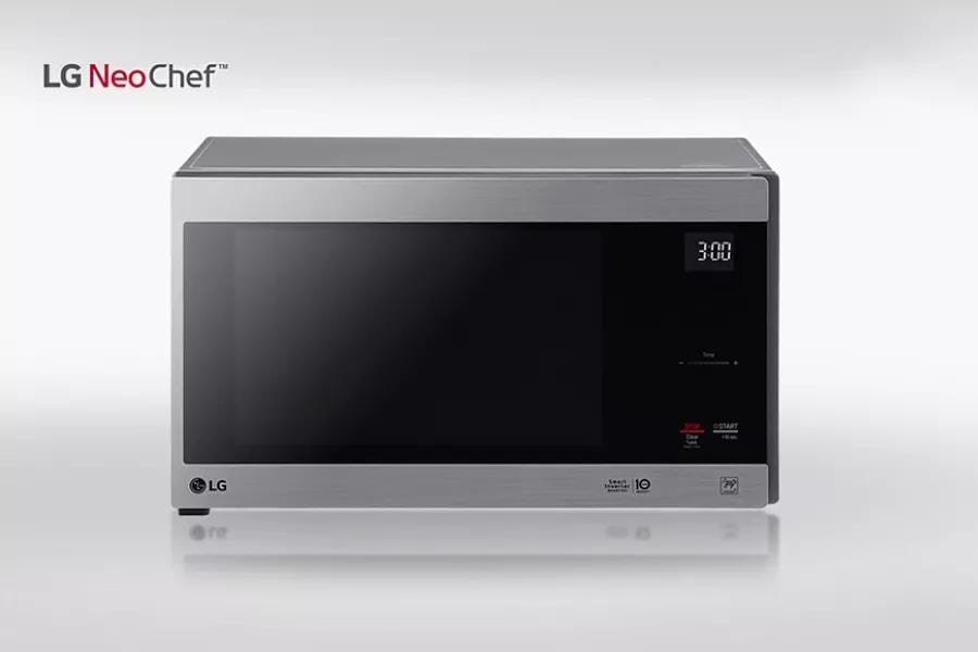 3 Best Cheap Microwaves Under $150, Based On Testing