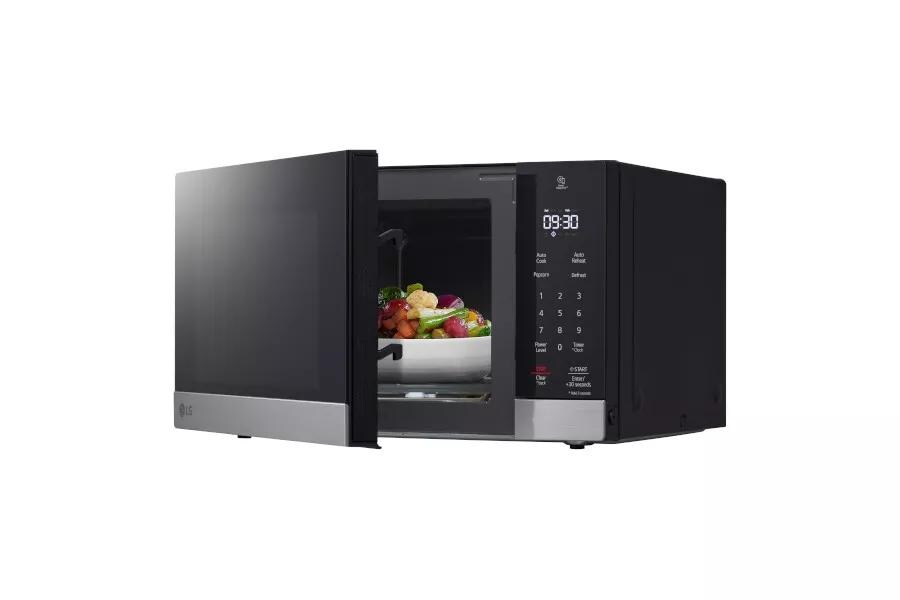 1.5 cu. ft. NeoChef Countertop Microwave MSER1590S