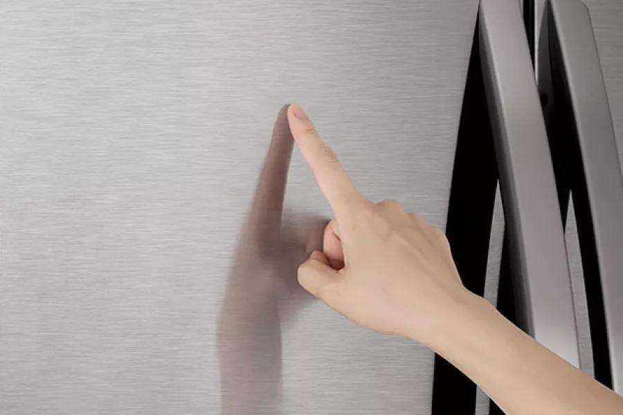 PrintProof fingerprint and smudge resistant finish