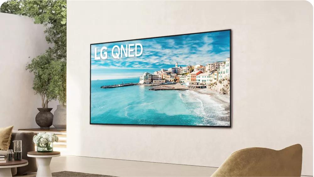 Free wall mounting with the ultra-vivid QNED TV