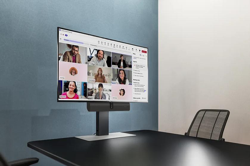 LG Express Room Video Conferencing Solution on meeting room table