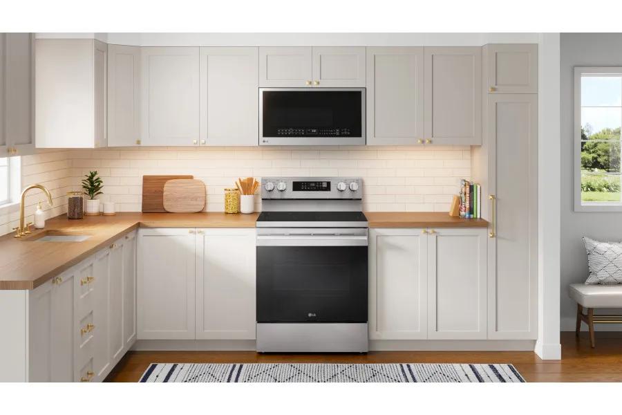 LRIN6323YE kitchen lifestyle image