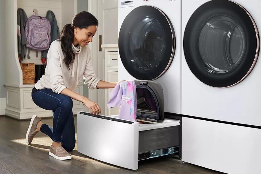 WM6500HBA by LG - 5.0 cu. ft. Mega Capacity Smart Front Load Energy Star  Washer with TurboWash® 360° and AI DD® Built-In Intelligence