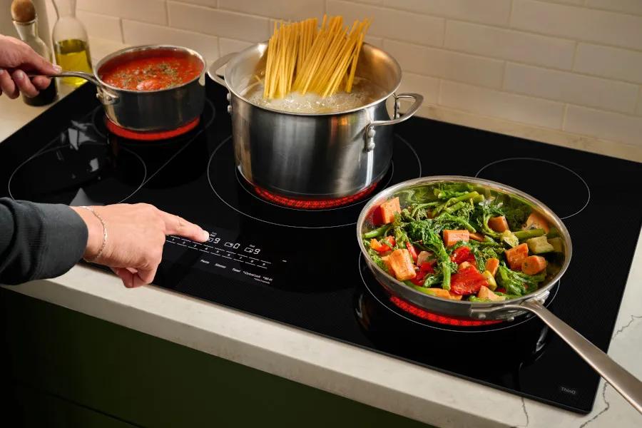 UltraHeat™ 3.6kW Element for Rapid Boil or True Simmer