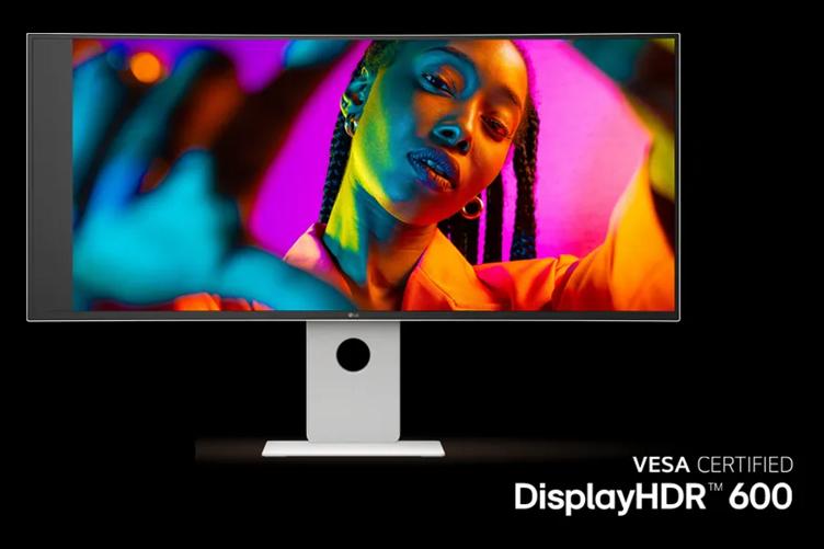 VESA CERTIFIED
DisplayHDRTM 600