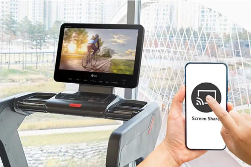 Smartphone screensharing to LG Hospitality TV display.