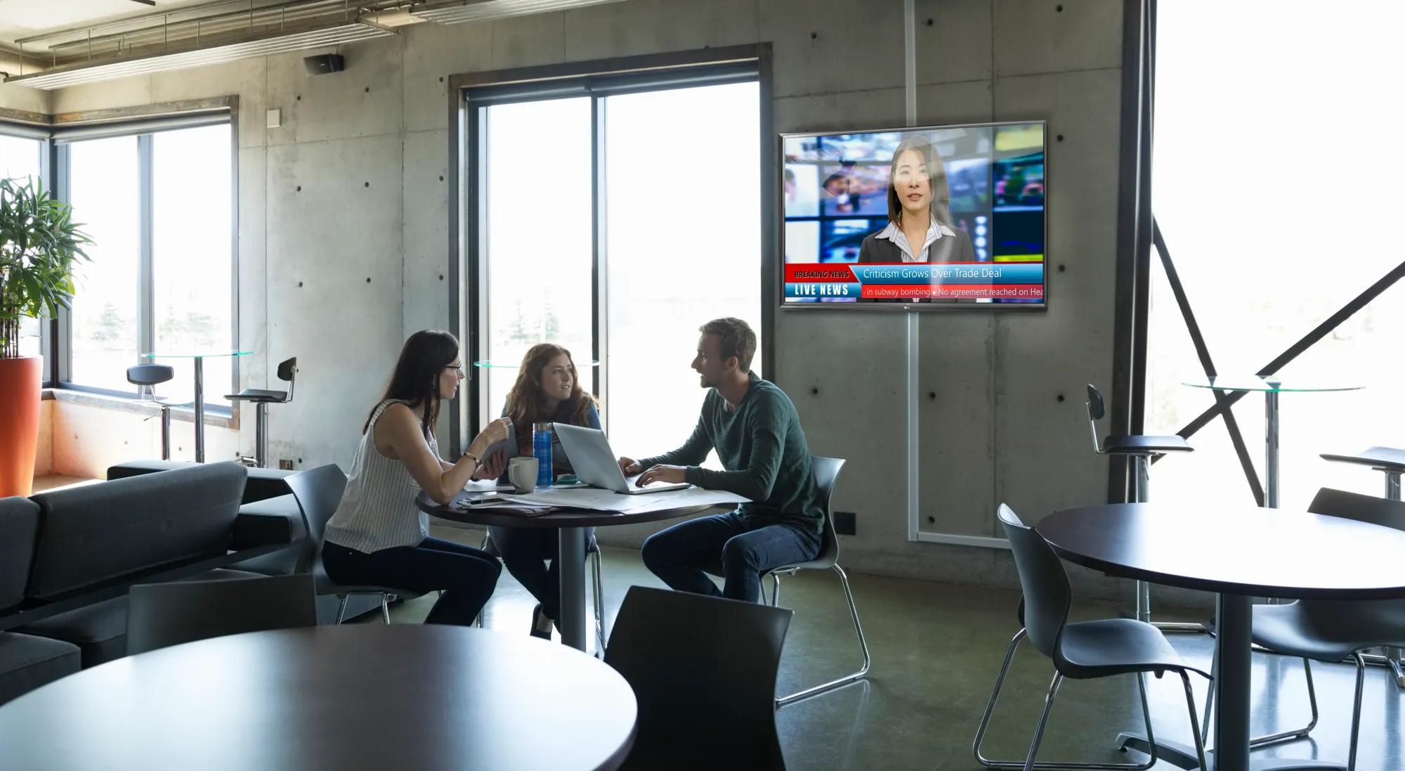 Corporate Breakroom UT640S Lifestyle Image