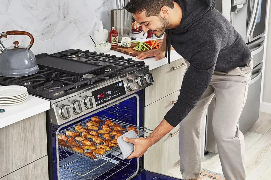 6.3 cu. ft. Gas SlideIn Range with Air Sous Vide (LSGL6337F)