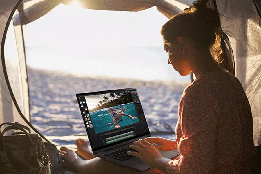 Battery That Hustles With You