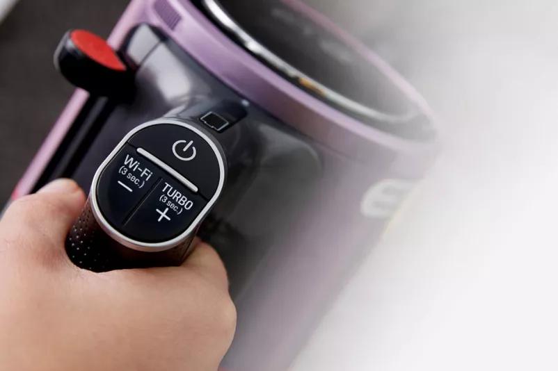 Close up of power button on LG CordZeroTM A9 Stick Vacuum for Turbo mode and Wi-Fi