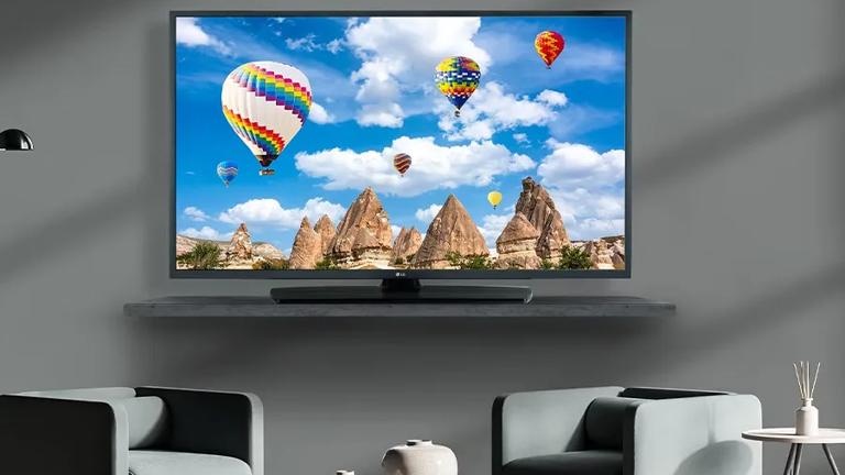 accordion_hospitality-tvs-4k-