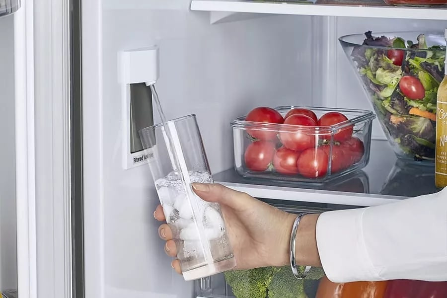 Lg Refrigerator] - How does the bottom freezer manual ice maker look like 