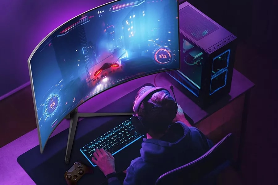 LG UltraGear™ 45 Inch OLED 240Hz Curved Gaming Monitor - 45GR95QE