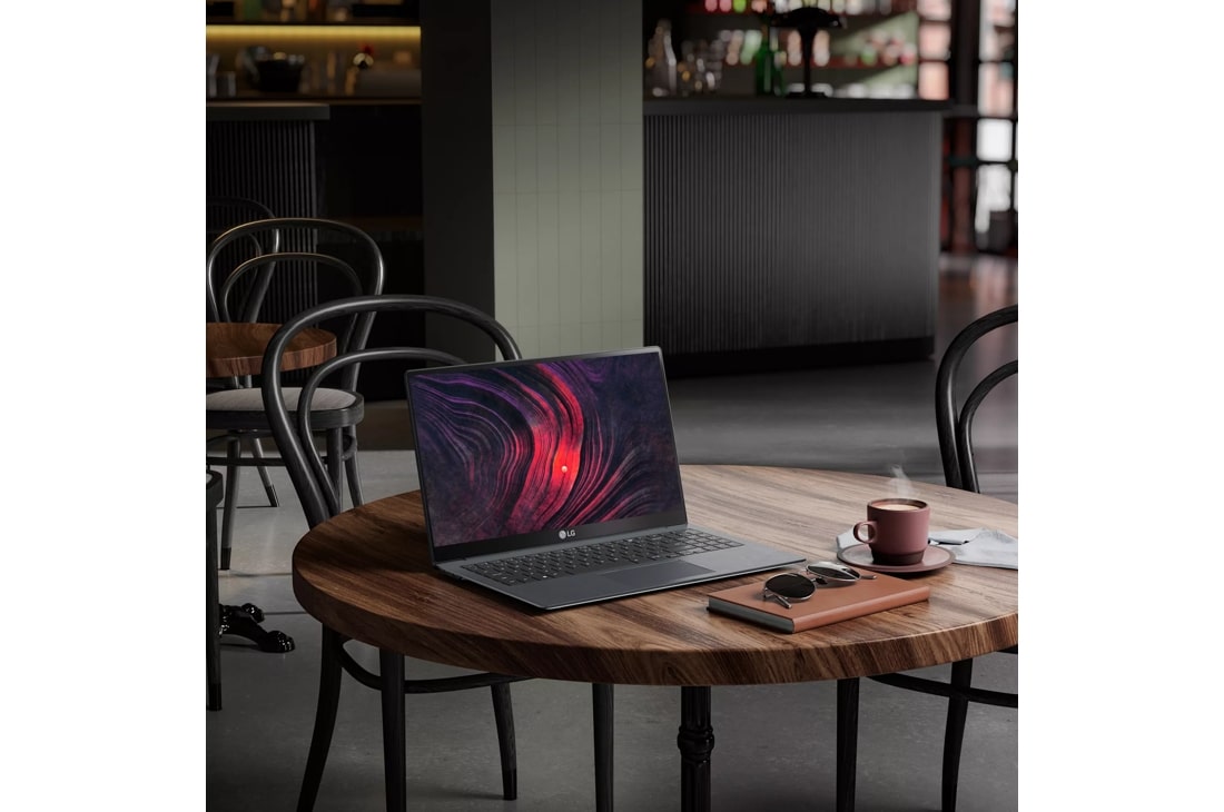 LG Gram SuperSlim OLED : 990 grammes sur la balance ! 