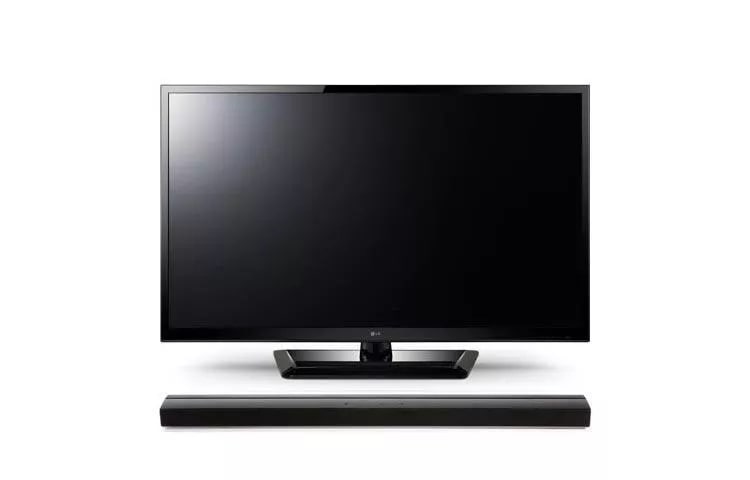 47" Class CINEMA 3D 1080P 120HZ LED LCD TV (46.9" diagonal) & Sound Bar