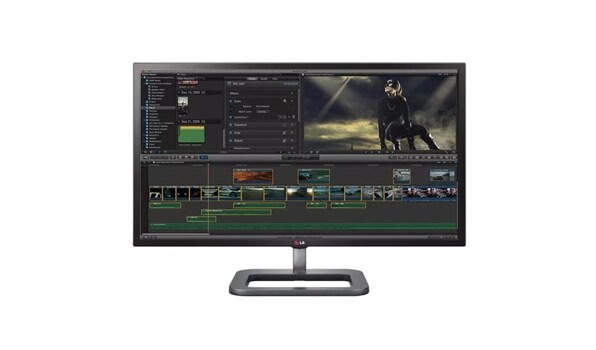 31" Class 17:9 Digital Cinema 4K IPS LED Monitor (31" Diagonal)