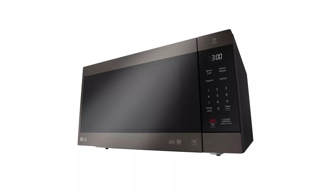 Midea Countertop Microwave Oven - Black -0.7 CuFt - Each