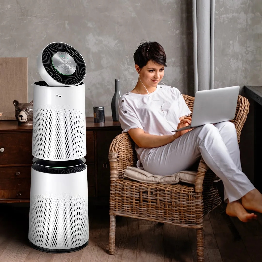 LG PuriCare™ 360 Dual Filter with Clean Booster AS560DWR0