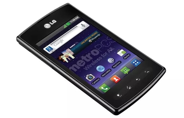 Android 2.3 platform, 3.5" capacitive touch screen, virtual QWERTY keyboard, 5 MP camera and camcorder with an LED flash