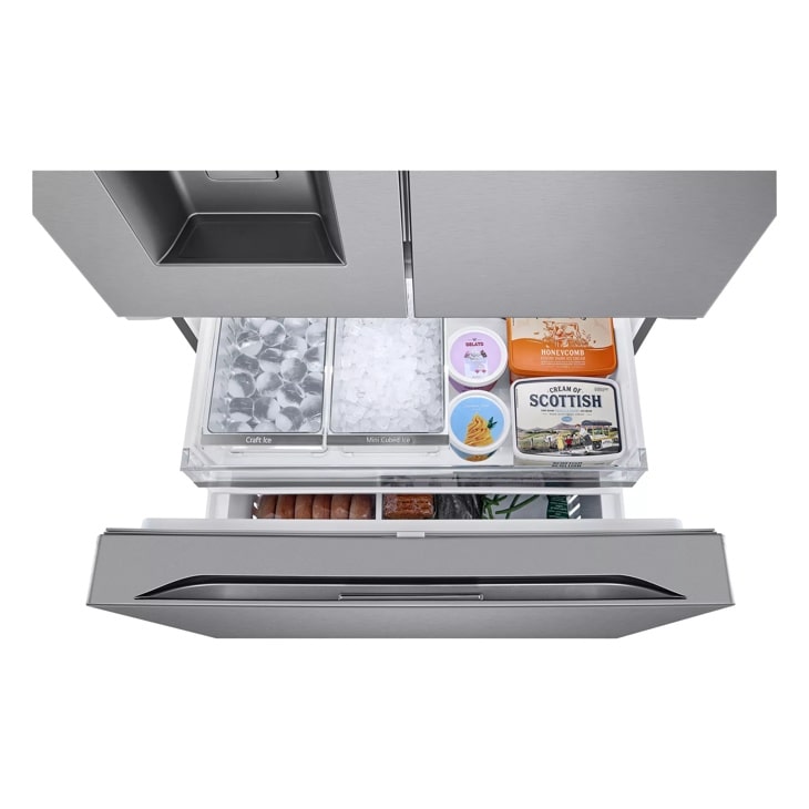 31 cu. ft. Smart Standard-Depth MAX™ French Door Refrigerator with
