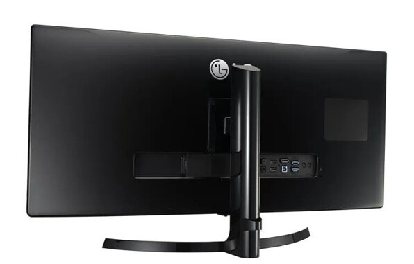 LG ウルトラワイドモニター　34WP88C 34'' Curved UltraWide™ QHD IPS HDR Monitor - 34WP88C-B