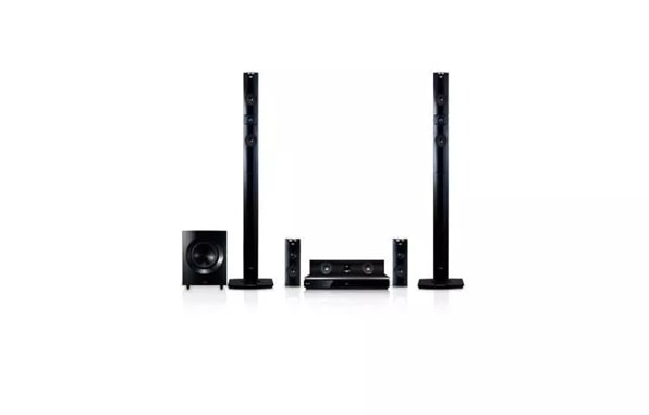3D-Capable 9.1 Ch Aramid Fiber Blu-ray Disc™ Home Theater System with Smart TV