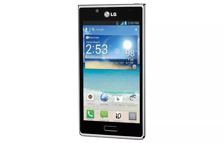 ENJOY THE LG VENICE BIG, BRIGHT, AND CLEAR DISPLAY SCREEN. WATCHING PICTURES, BROWSING THE WEB, AND SHARING QUICKMEMO PERSONALIZED MESSAGES IS NOW A LOT MORE FUN.