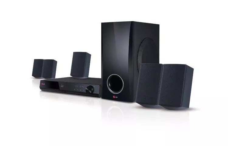 3D-Capable 500W 5.1ch Blu-ray Disc™ Home Theater System with Smart TV