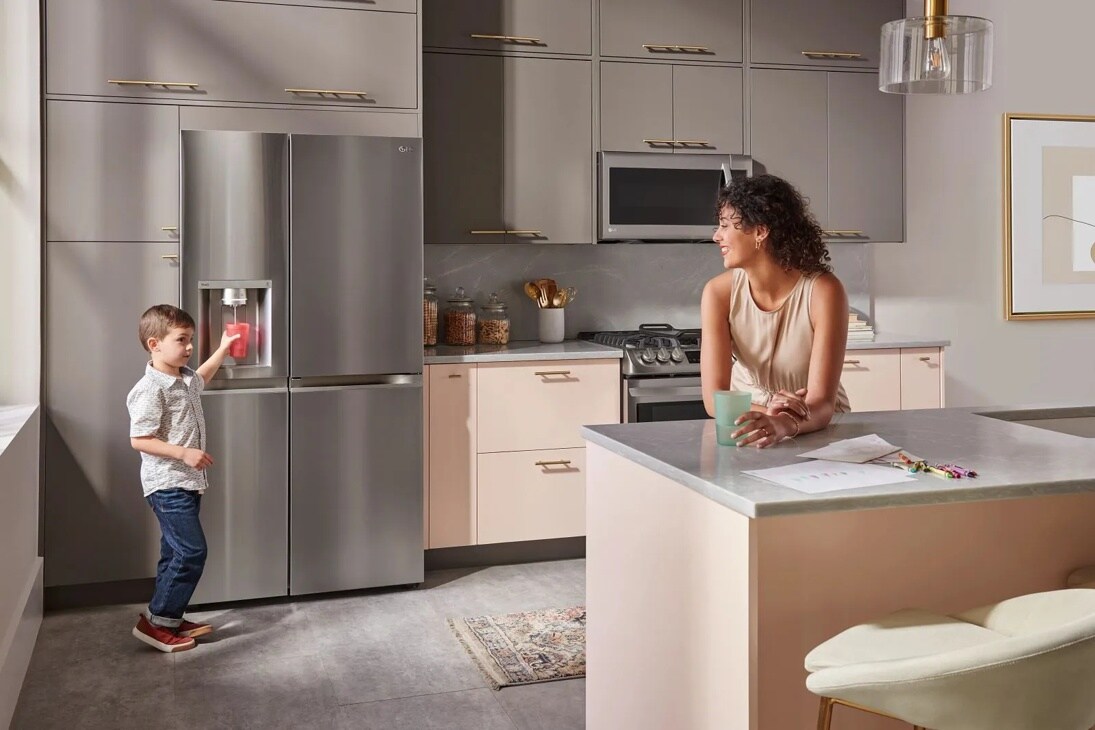 Refrigerator Lifestyle Image