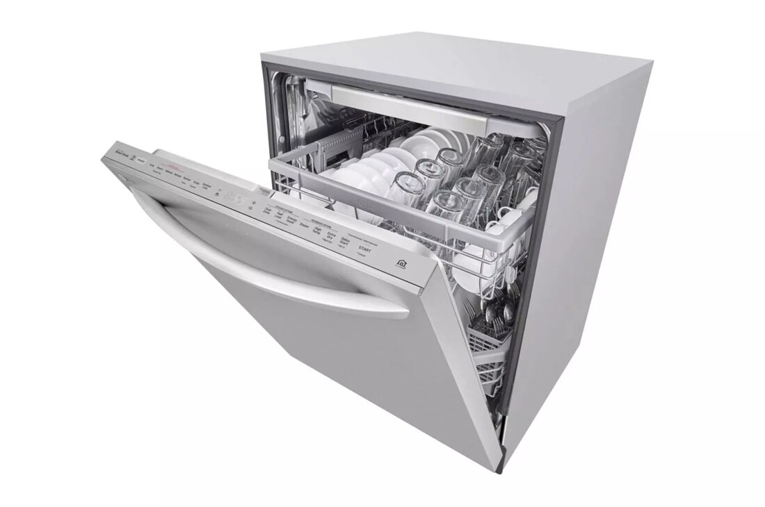 Top Control Smart wi-fi Enabled Dishwasher with QuadWash™ and TrueSteam®
