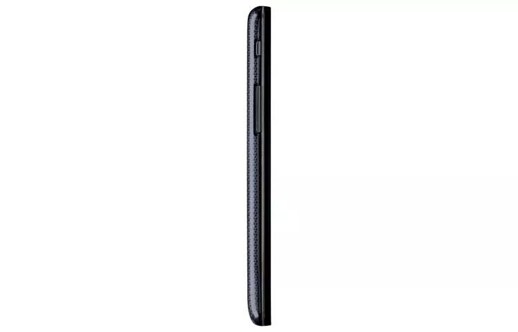 The LG Optimus L90 is a multi-talented smartphone that’s sleek and sophisticated on the outside, yet strong and sturdy on the inside.