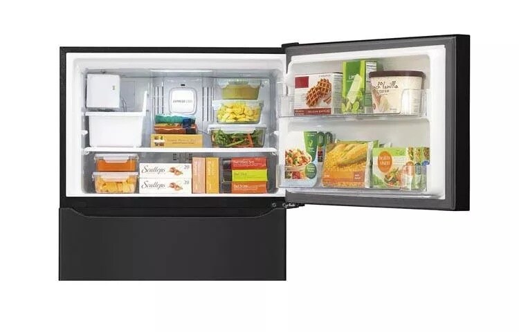 24 cu. ft. Large Capacity Top Freezer Refrigerator w/Ice Maker (Fits a 33" Opening)