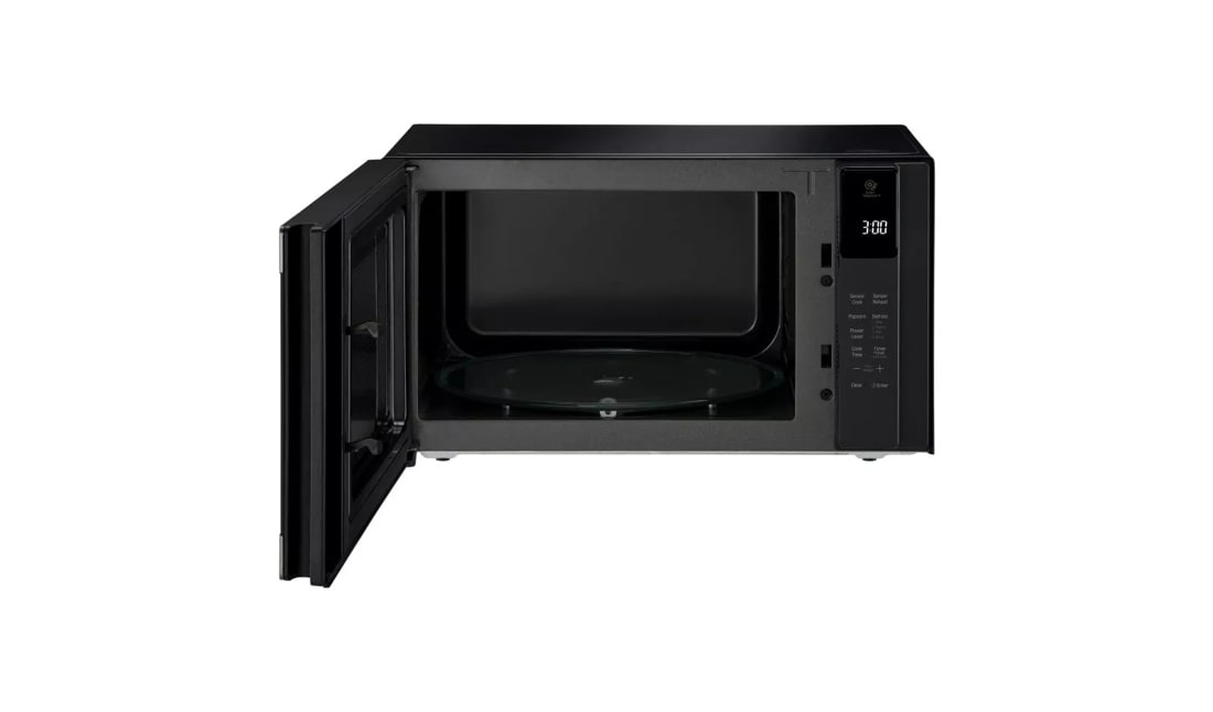 Midea Countertop Microwave Oven - Black -0.7 CuFt - Each