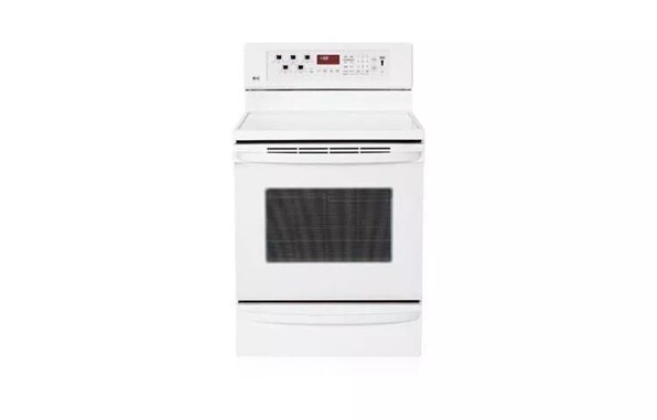 Freestanding Electric Range with Dual Convection System