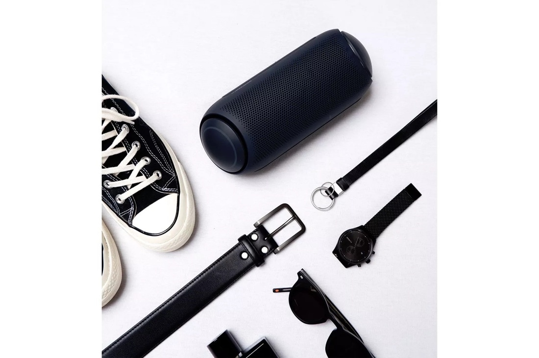 LG XBOOM Go PL7 Portable Bluetooth Speaker with Meridian Audio