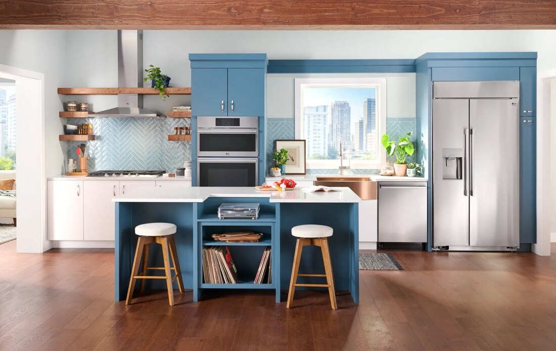 LG STUDIO 36” UltraHeat™ Gas Cooktop with EasyClean®
