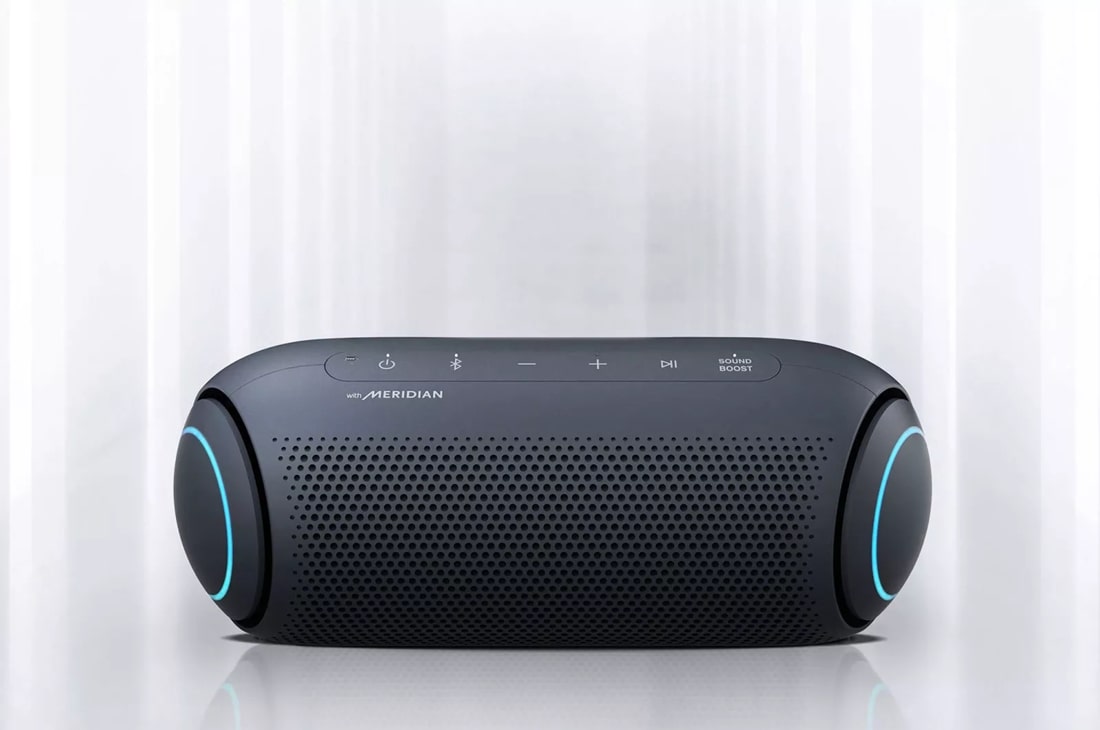  LG XBOOM Go Portable Bluetooth Speaker PL5 - LED Lighting and  up to 18-Hour Battery : Electronics